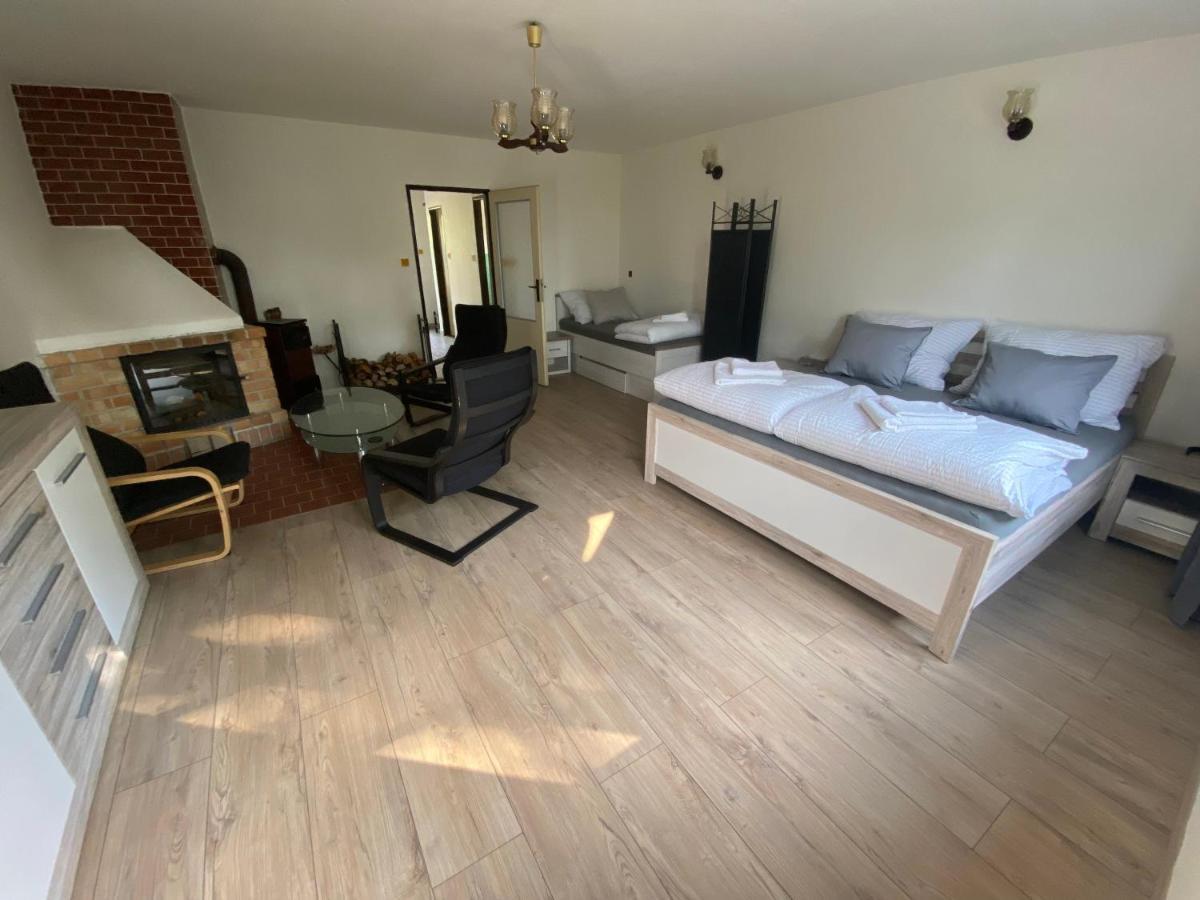 Apartman Pod Mandloni Starovice Εξωτερικό φωτογραφία